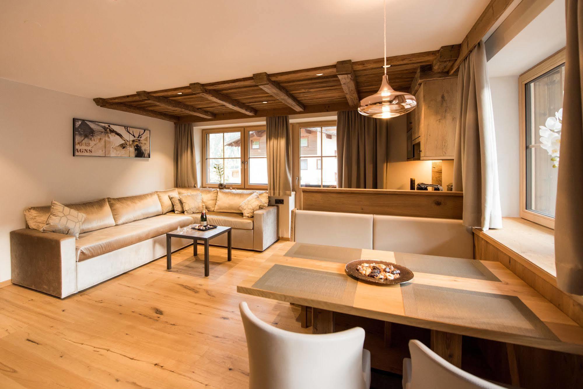 Pepi'S Suites - Lechtal Apartments Holzgau Zewnętrze zdjęcie