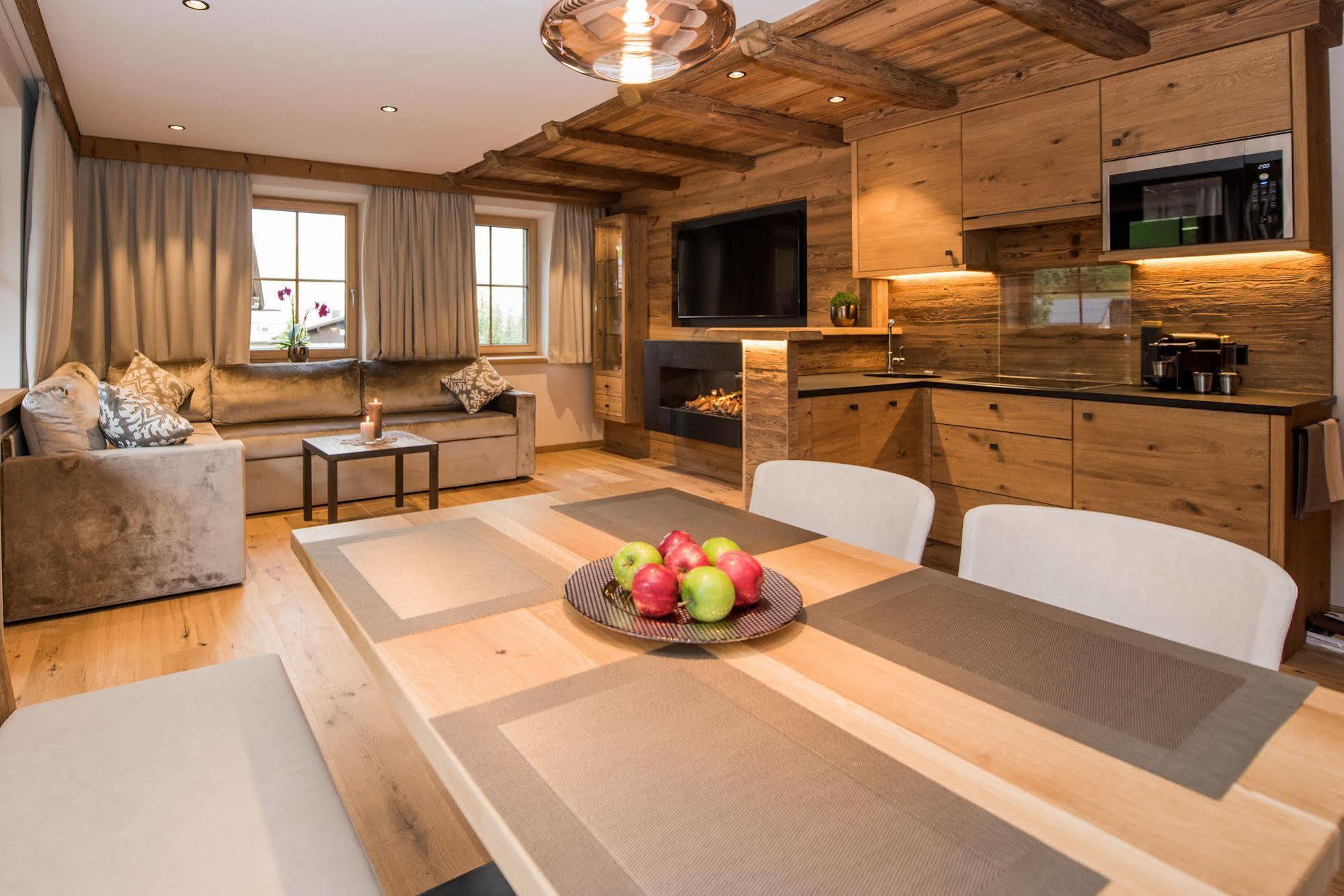 Pepi'S Suites - Lechtal Apartments Holzgau Zewnętrze zdjęcie