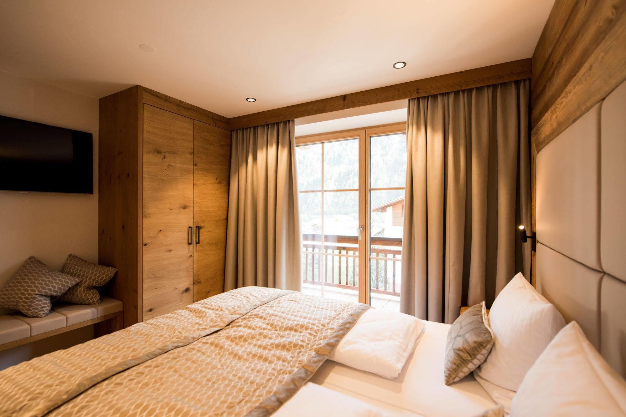 Pepi'S Suites - Lechtal Apartments Holzgau Zewnętrze zdjęcie